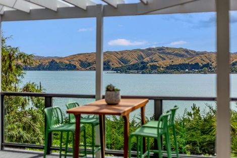 Photo of property in 28 Molyneux Close, Whitby, Porirua, 5024