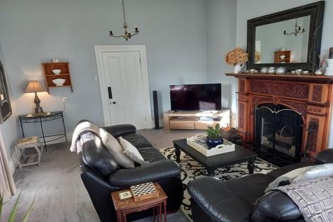 Photo of property in 10 Rawhiti Street, Vogeltown, New Plymouth, 4310