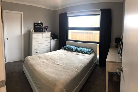 Photo of property in 9a Belvedere Crescent, Takaro, Palmerston North, 4412