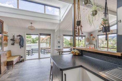 Photo of property in 19 Renown Road, Raumati South, Paraparaumu, 5032