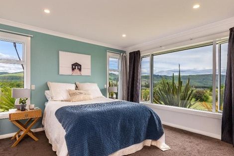 Photo of property in 6 Oakdale Drive, Kinloch, Taupo, 3377