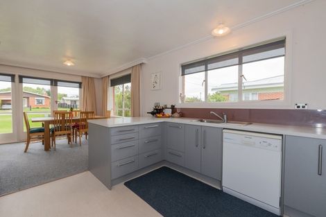 Photo of property in 22 Fraser Avenue, Ranfurly, 9332
