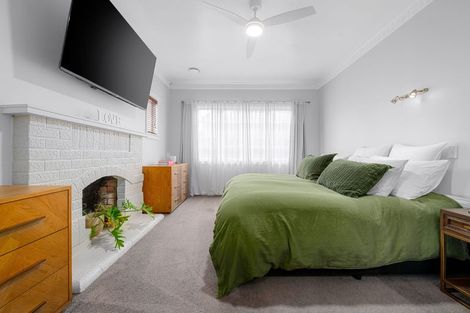 Photo of property in 6 Strowan Avenue, Fairfield, Hamilton, 3214