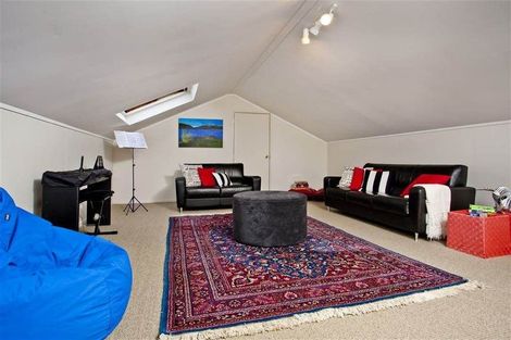 Photo of property in 6 Shiloh Way, Greenhithe, Auckland, 0632