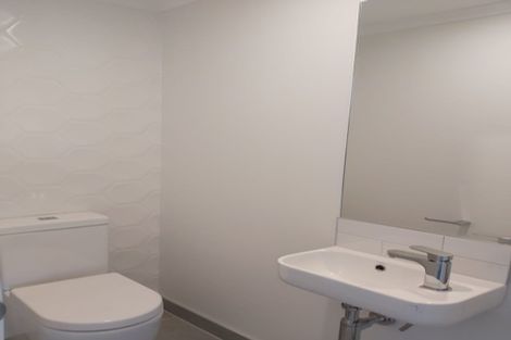 Photo of property in 32 Pennant Street, Long Bay, Auckland, 0630