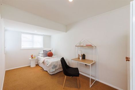Photo of property in 105 Buick Crescent, Awapuni, Palmerston North, 4412