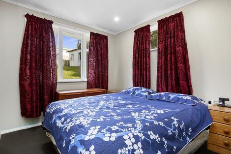 Photo of property in 82 Bell Street, Tawa, Wellington, 5028