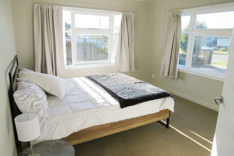 Photo of property in 64 Rowan Avenue, Aranui, Christchurch, 8061