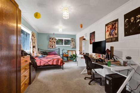 Photo of property in 18d Montana Place, Merrilands, New Plymouth, 4312