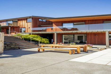 Photo of property in 314 Beacon Point Road, Wanaka, 9305