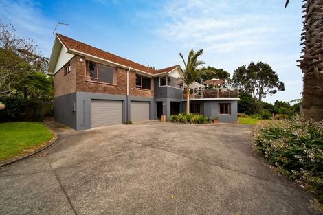 Photo of property in 12 Russell Drive, Oakura, 4314