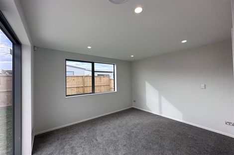 Photo of property in 8 Heihei Street, Papakura, 2110
