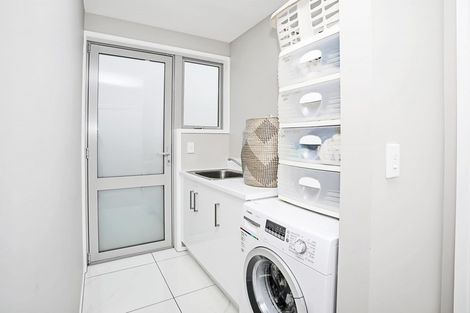 Photo of property in 18 Rosewood Drive, Rosedale, Invercargill, 9810