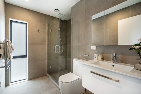 Photo of property in 6b Pax Avenue, Forrest Hill, Auckland, 0620