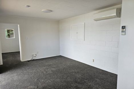 Photo of property in 54 Mana View Road, Paremata, Porirua, 5026