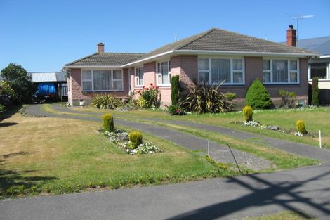 Photo of property in 260 Lake Terrace Road, Shirley, Christchurch, 8061