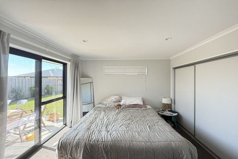 Photo of property in 14 Mccahon Lane, Rolleston, 7615