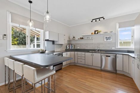 Photo of property in 53 Snell Street, Morrinsville, 3300