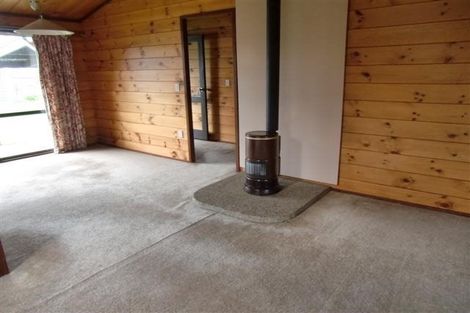 Photo of property in 6 Villa Place, Bell Block, New Plymouth, 4312