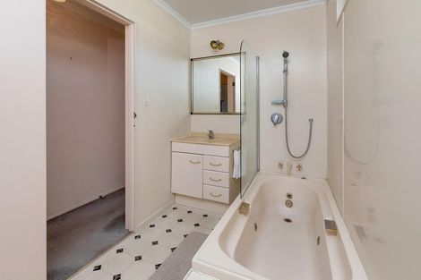 Photo of property in 156 Fairway Drive, Te Kamo, Whangarei, 0112