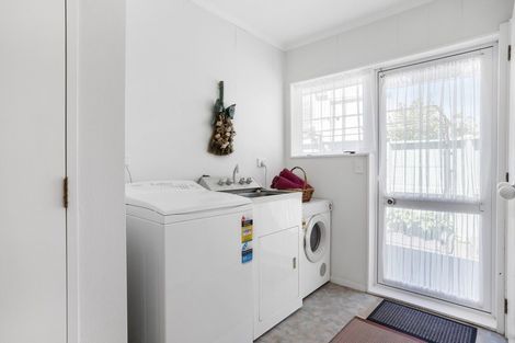 Photo of property in 1/67 Simmental Crescent, Somerville, Auckland, 2014