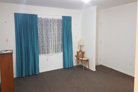 Photo of property in 2/39 Kinloch Place, Papakowhai, Porirua, 5024