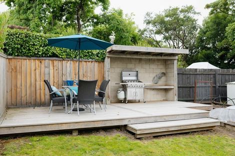 Photo of property in 6 Gladstone Road North, Mosgiel, 9024