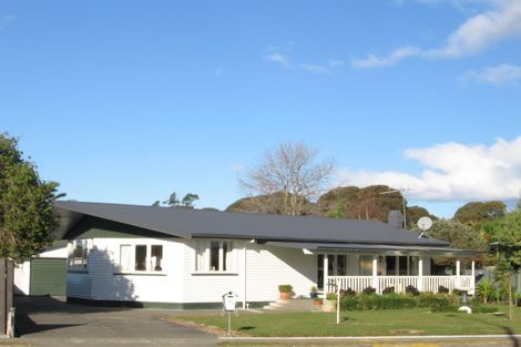 Photo of property in 103 Taradale Road, Onekawa, Napier, 4110