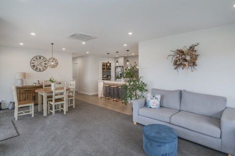 Photo of property in 7 Ronomor Place, Whitianga, 3510