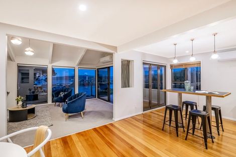 Photo of property in 55 Kahu Road, Paremata, Porirua, 5024