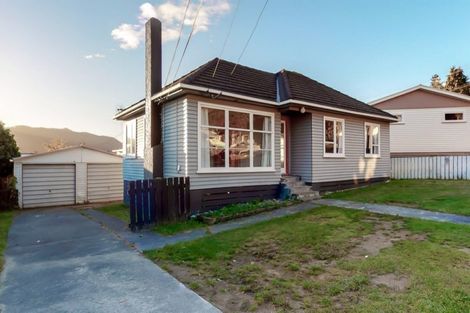 Photo of property in 29 Thirlmere Street, Wainuiomata, Lower Hutt, 5014