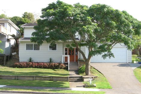 Photo of property in 92 Stapleford Crescent, Browns Bay, Auckland, 0630