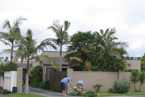 Photo of property in 24 Phoenix Heights, Mount Maunganui, 3116