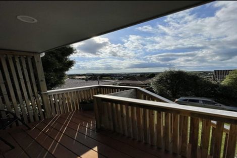 Photo of property in 7b Clunie Place, Highland Park, Auckland, 2010