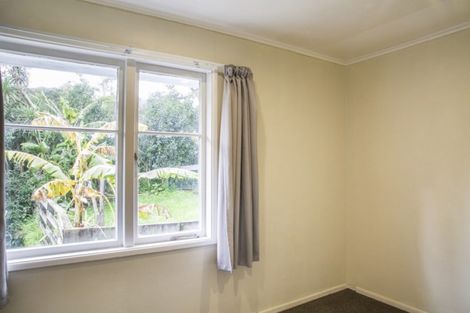 Photo of property in 3 Longburn Road, Henderson, Auckland, 0610