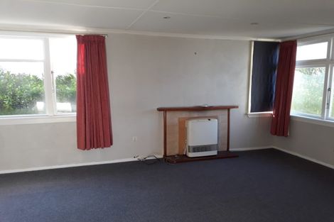 Photo of property in 10 Kempton Street, Greytown, 5712