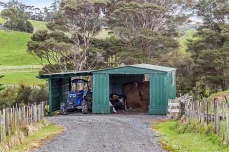 Photo of property in 868 Haruru Road, Wainui, 0873