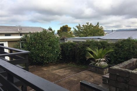 Photo of property in 49 Trevola Street, New Windsor, Auckland, 0600