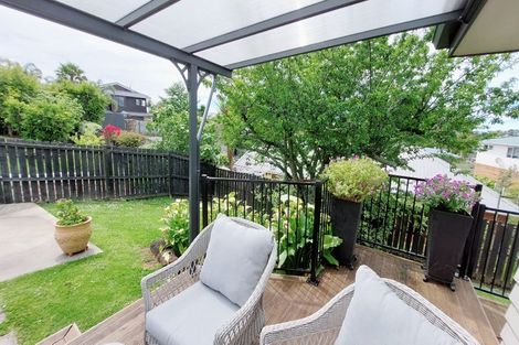 Photo of property in 59 Litten Road, Cockle Bay, Auckland, 2014