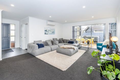 Photo of property in 55 Edgeview Crescent, Fitzroy, Hamilton, 3206