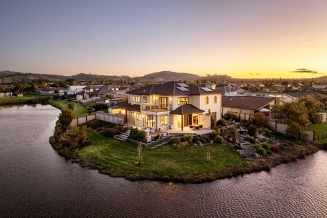 Photo of property in 166 Oriental Parade, Papamoa Beach, Papamoa, 3118