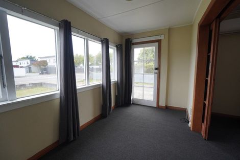 Photo of property in 330 Featherston Street, Palmerston North, 4414