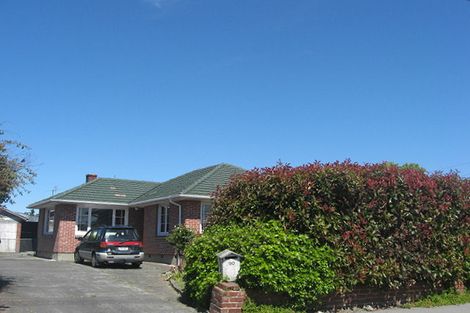 Photo of property in 90 Bassett Street, Burwood, Christchurch, 8083
