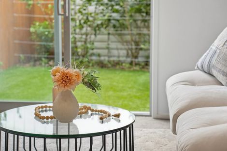 Photo of property in 42 Kaikoura Street, Maupuia, Wellington, 6022