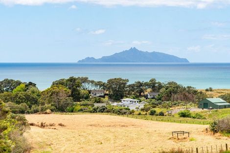 Photo of property in 51 Cullen Road, Waipu, 0582