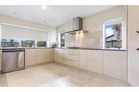 Photo of property in 13 Wawatai Drive, Karaka, Papakura, 2113