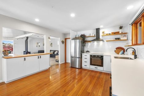 Photo of property in 1/17 Barnes Road, Redwood, Christchurch, 8051