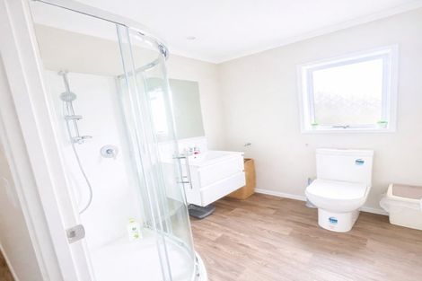 Photo of property in 19a Mackenzie Street, Te Atatu South, Auckland, 0610