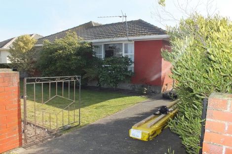 Photo of property in 12 Jellicoe Street, South New Brighton, Christchurch, 8062