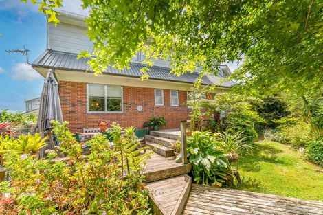 Photo of property in 111 Macleans Road, Bucklands Beach, Auckland, 2014